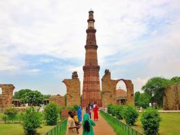 Delhi-monument-qutub-minar